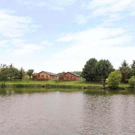 Makins Lodges Nuneaton Exterior foto