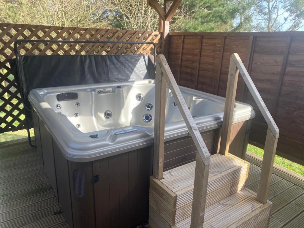 Makins Lodges Nuneaton Exterior foto